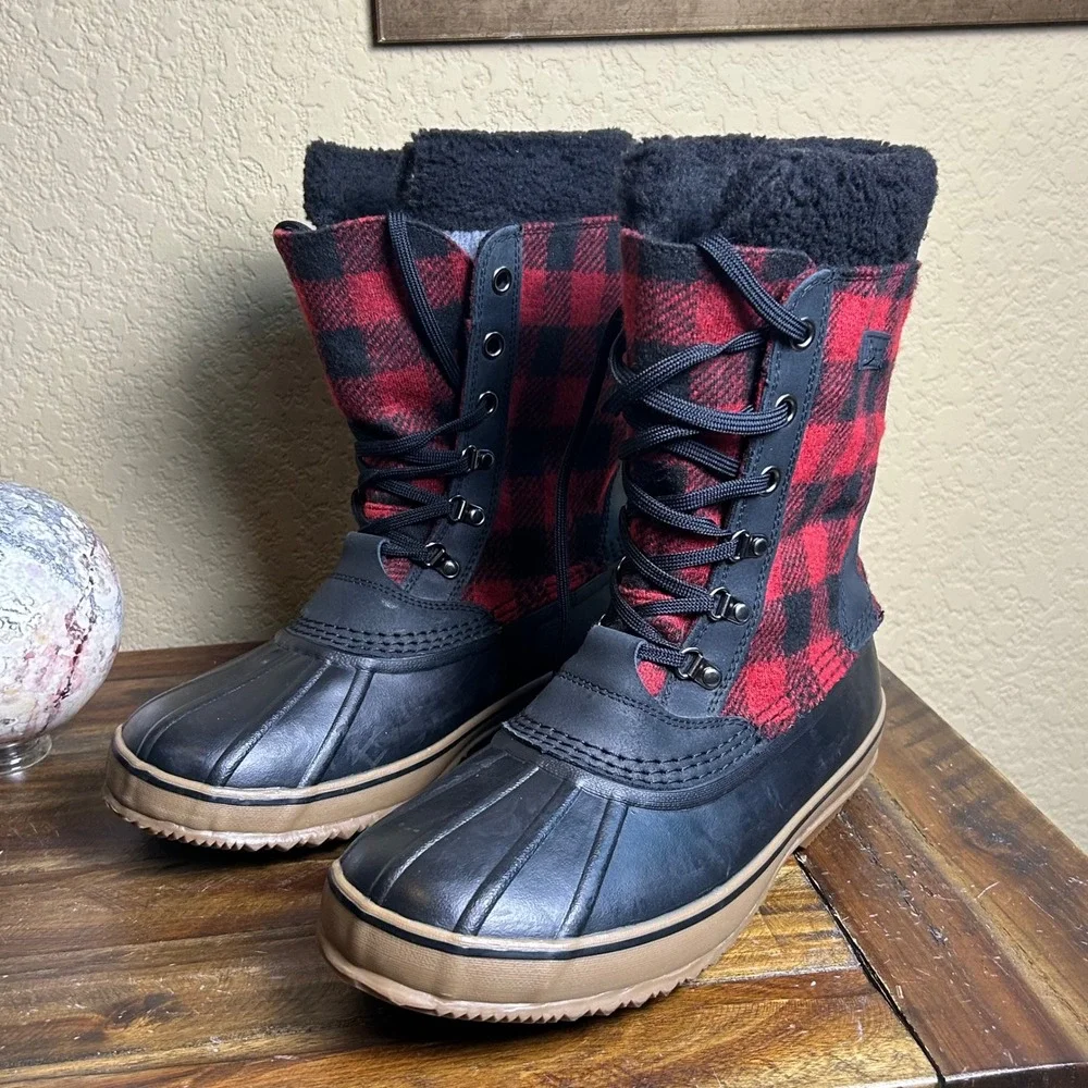 L.L.Bean Duck Boots Mens 11 Medium Red Buffalo Plaid Winter‎ Snow Boots
